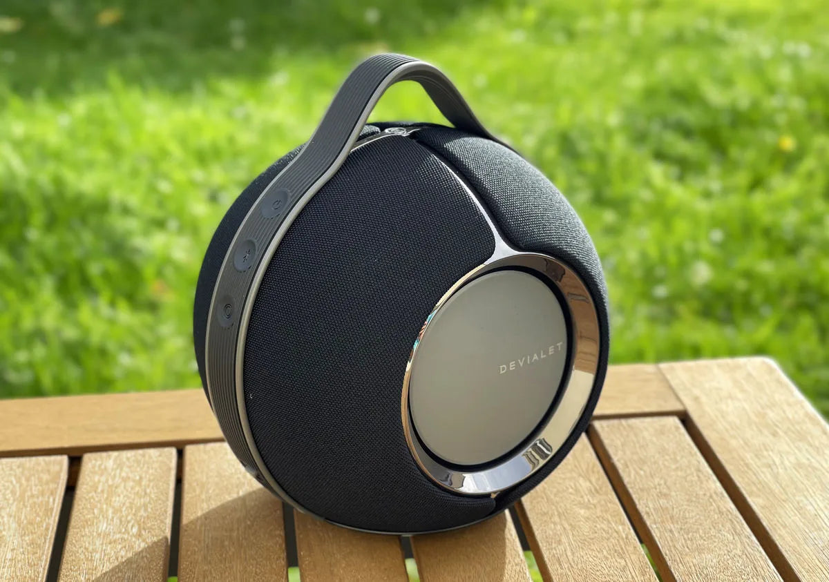 Devialet Mania 95 dB Noir + Charging station