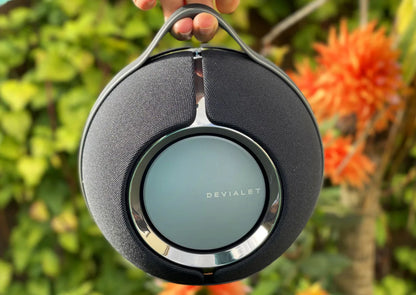 Devialet Mania 95 dB Noir + Charging station
